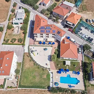 Apartment Porto Samaria, Donji Seget